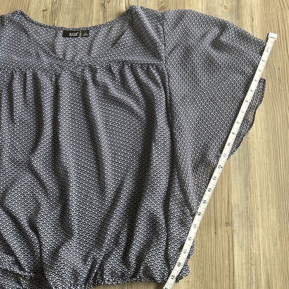 A New Approach (A.N.A.) Blue And White Ruffle Sleeve Spring Blouse Size XL - Picture 8 of 8